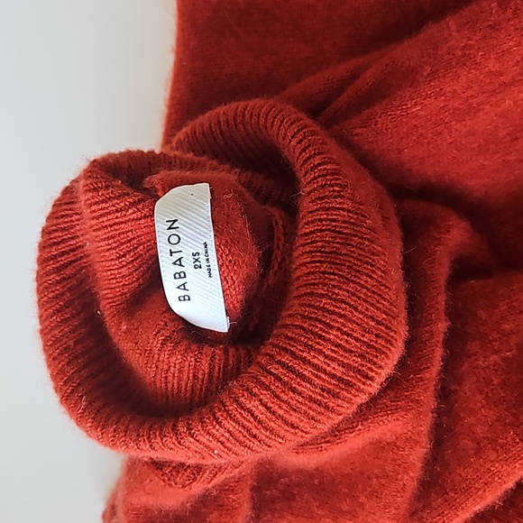 Aritzia Babaton Luxe Cashmere Rosemont Sweater in Corsa Red - Picture 2 of 9